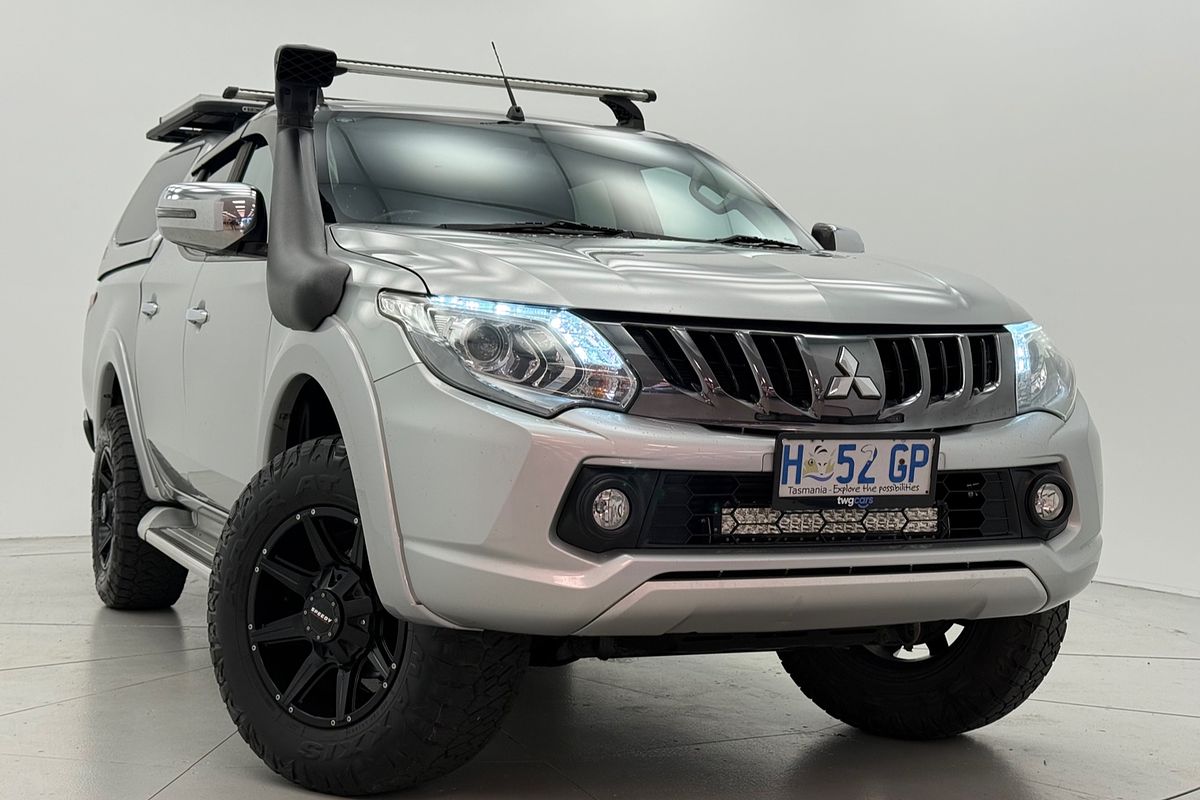 2017 Mitsubishi MQ Triton GLS 2.4L DID 6M/T 4X4 DC PU 2017 Mitsubishi MQ Triton GLS 2.4L DID 6M/T 4X4 DC PU