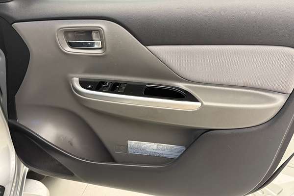 2017 Mitsubishi Triton GLS MQ 4X4