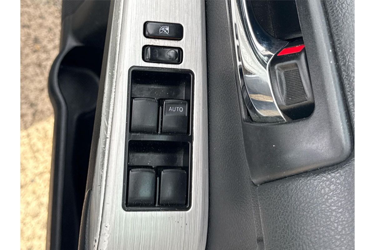 2014 Toyota Camry Hybrid H AVV50R