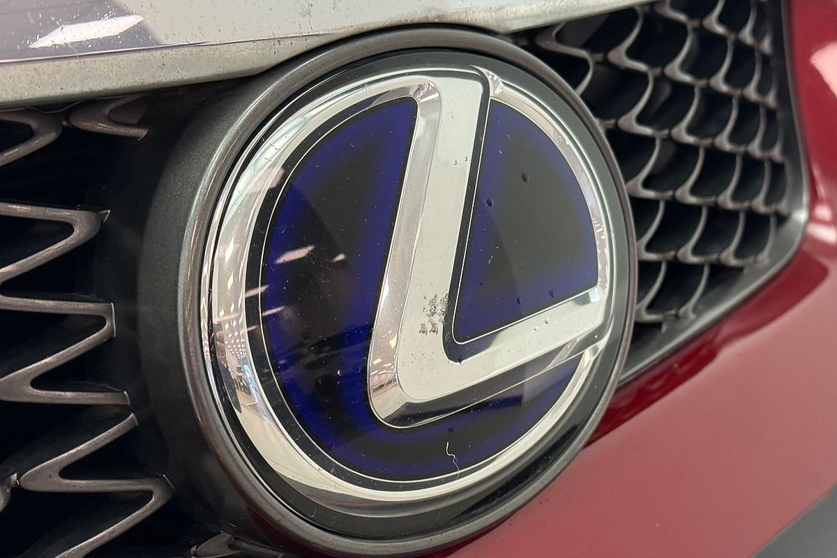 2011 Lexus CT 200h. HYBRID PRESTIGE CONTINUOUS VARIABLE 5D HATCHBACK 4CYL 2011 Lexus CT 200h. HYBRID PRESTIGE CONTINUOUS VARIABLE 5D HATCHBACK 4CYL