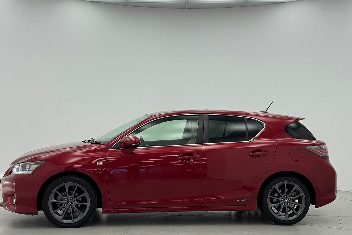 2011 Lexus CT 200h. HYBRID PRESTIGE CONTINUOUS VARIABLE 5D HATCHBACK 4CYL 2011 Lexus CT 200h. HYBRID PRESTIGE CONTINUOUS VARIABLE 5D HATCHBACK 4CYL