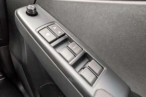 2025 Isuzu D-MAX X-RIDER 4X4