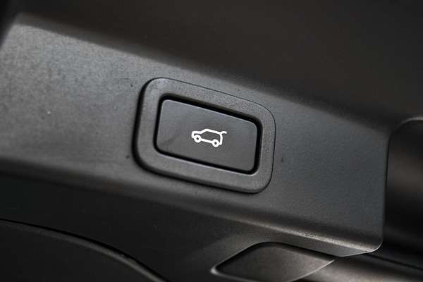 2021 Jaguar F-PACE P250 R-Dynamic S X761