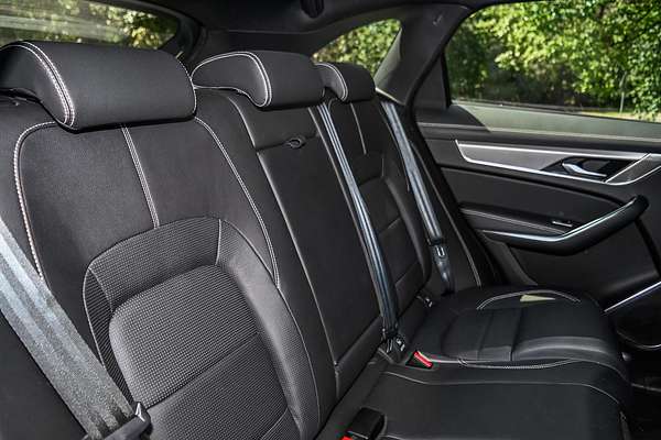 2021 Jaguar F-PACE P250 R-Dynamic S X761