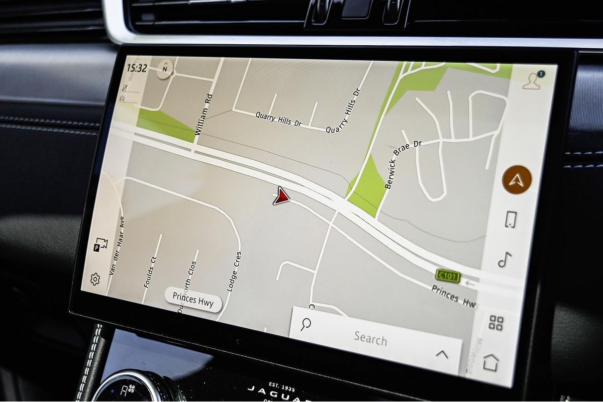 2021 Jaguar F-PACE P250 R-Dynamic S X761