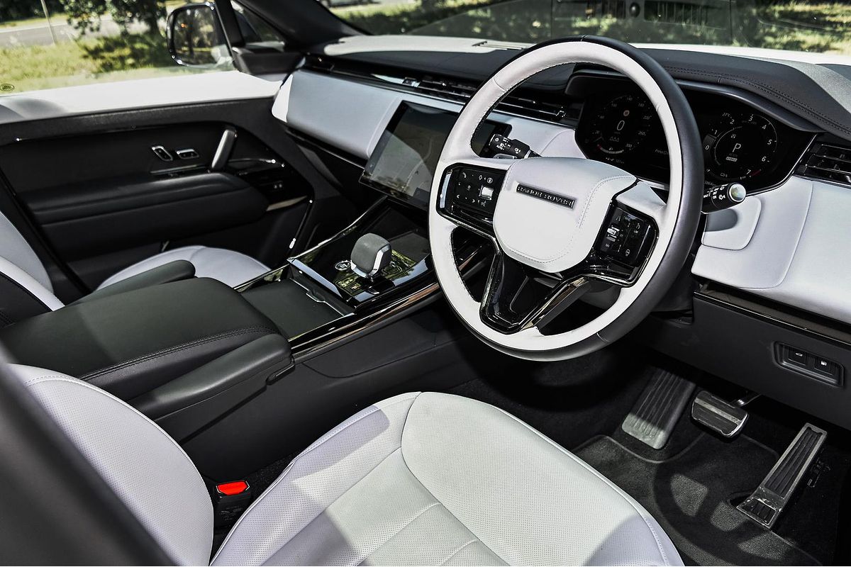 2024 Land Rover Range Rover Sport PHEV P460e Dynamic HSE L461