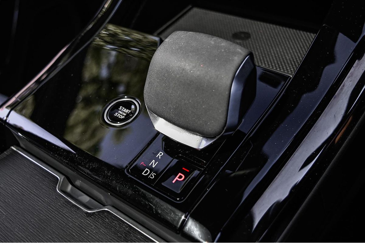 2024 Land Rover Range Rover Sport PHEV P460e Dynamic HSE L461