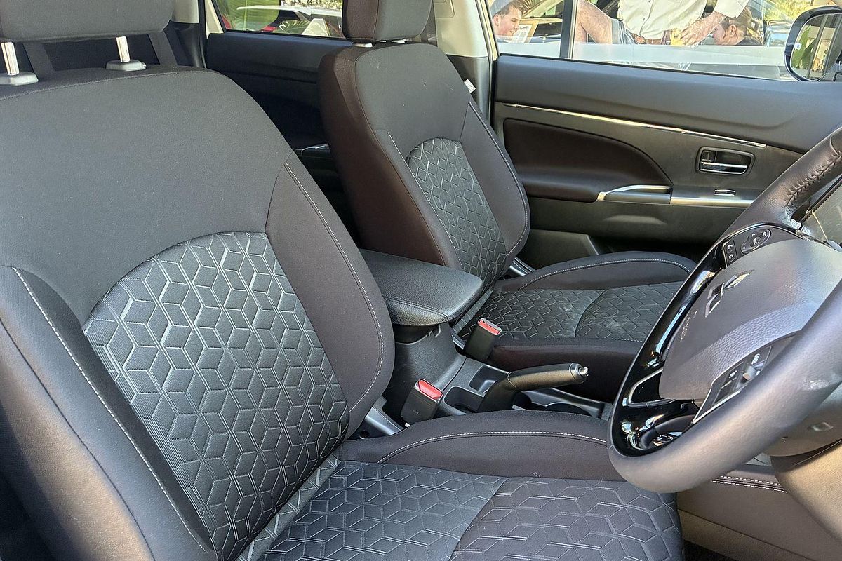 2025 Mitsubishi ASX LS XD