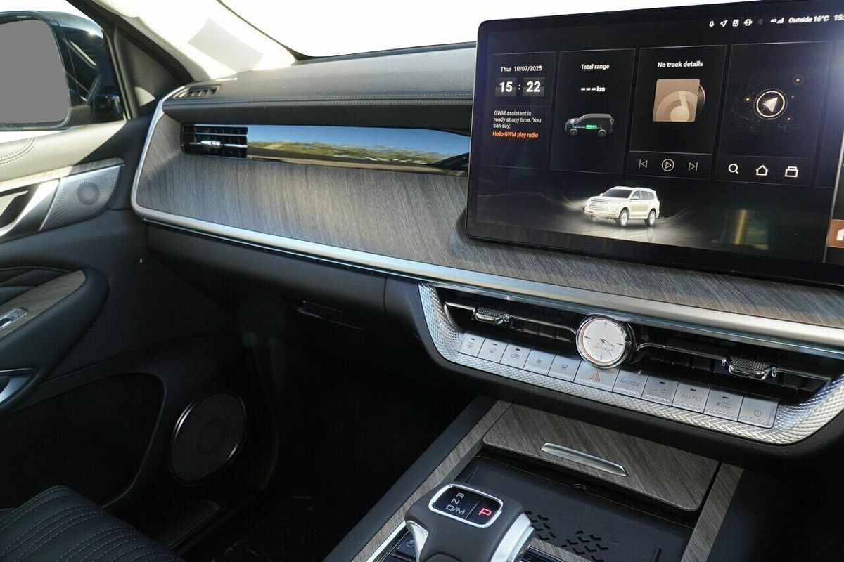 2025 GWM Tank 500 Vanta Hybrid P03