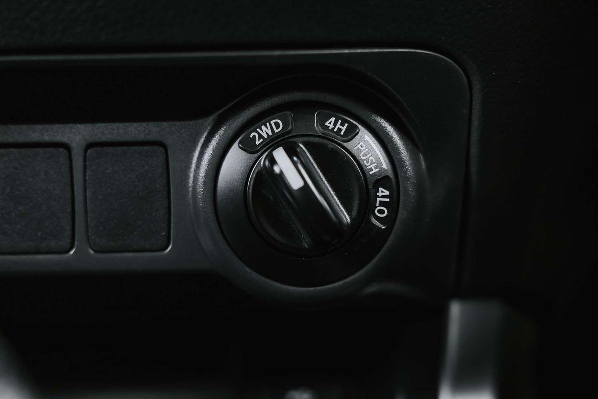 2018 Nissan Navara RX D23 Series 3 4X4