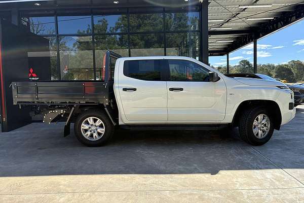 2024 Mitsubishi Triton GLX+ MV 4X4