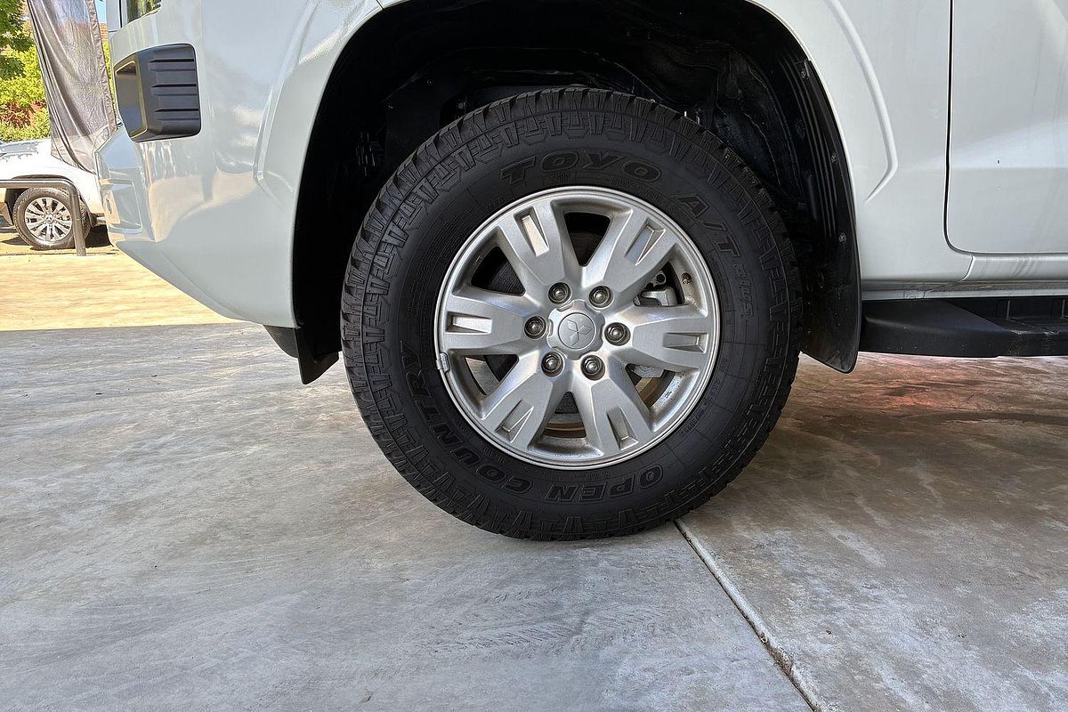 2024 Mitsubishi Triton GLX+ MV 4X4