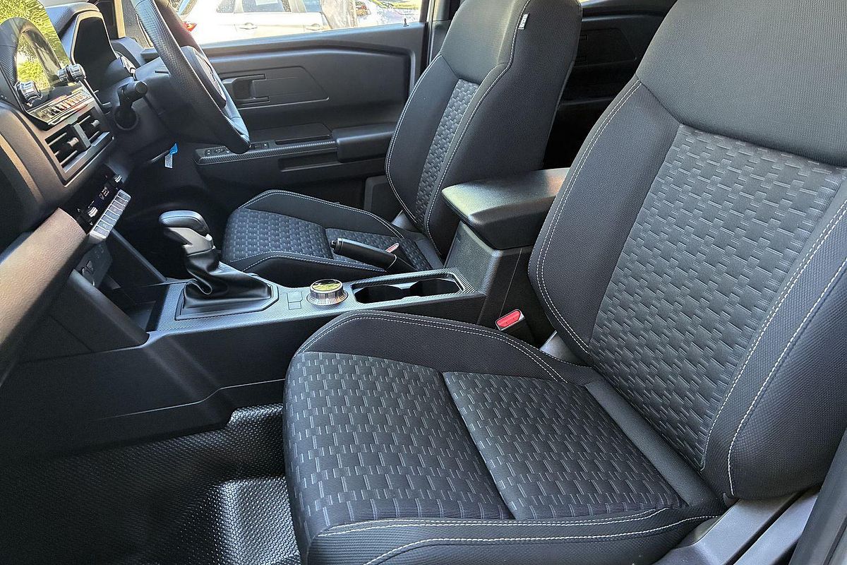 2024 Mitsubishi Triton GLX+ MV 4X4