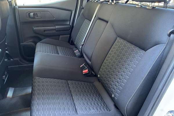 2024 Mitsubishi Triton GLX+ MV 4X4