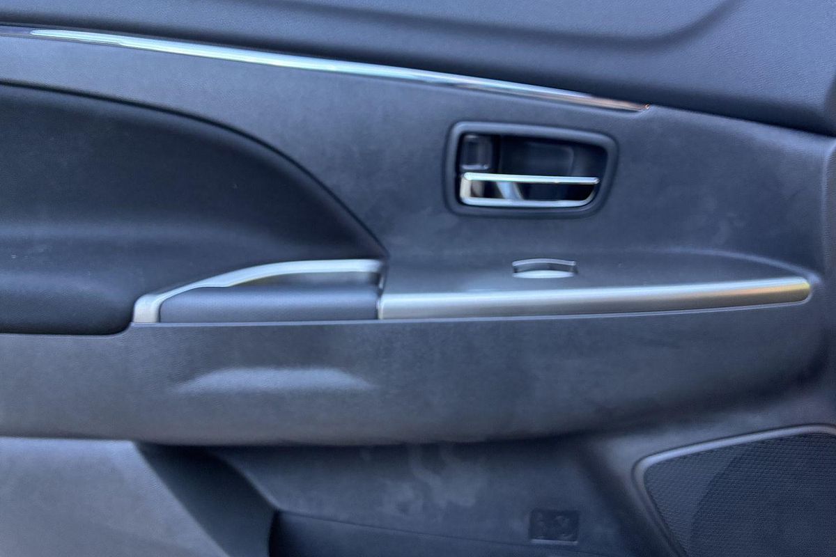 2025 Mitsubishi ASX LS XD