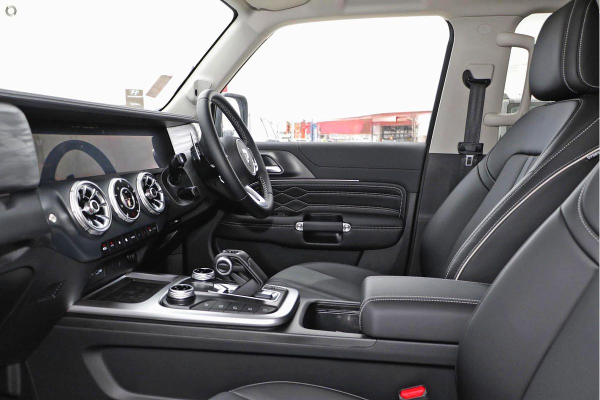 2025 GWM Tank 300 Ultra P01