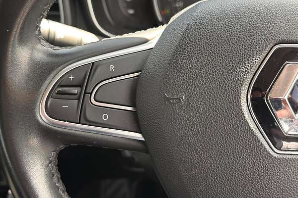 2022 Renault Koleos Life HZG