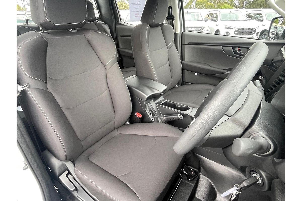 2025 Isuzu D-MAX SX 4X4