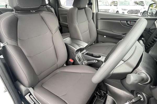 2025 Isuzu D-MAX SX 4X4