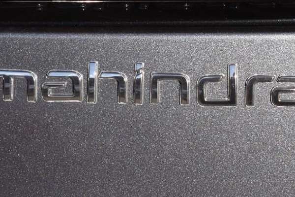 2025 Mahindra XUV3XO AX7L