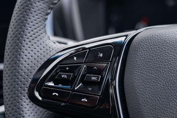 2025 Mahindra XUV3XO AX5L