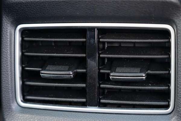 2025 Mahindra XUV3XO AX5L