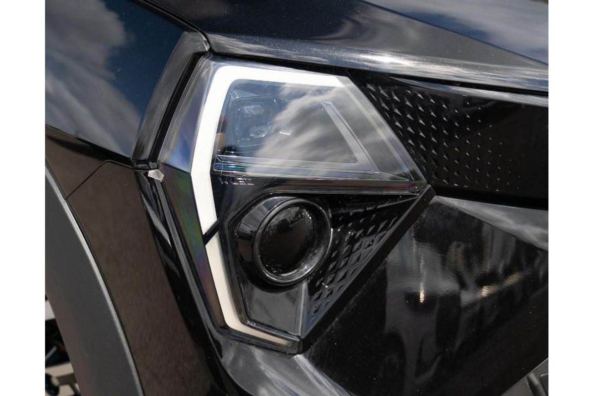 2025 Mahindra XUV3XO AX5L