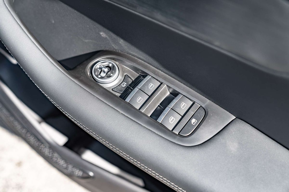 2025 Chery Tiggo 4 Hybrid Ultimate