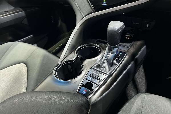 2024 Toyota Camry Ascent AXVH70R