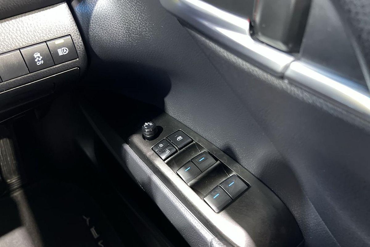 2024 Toyota Camry Ascent AXVH70R