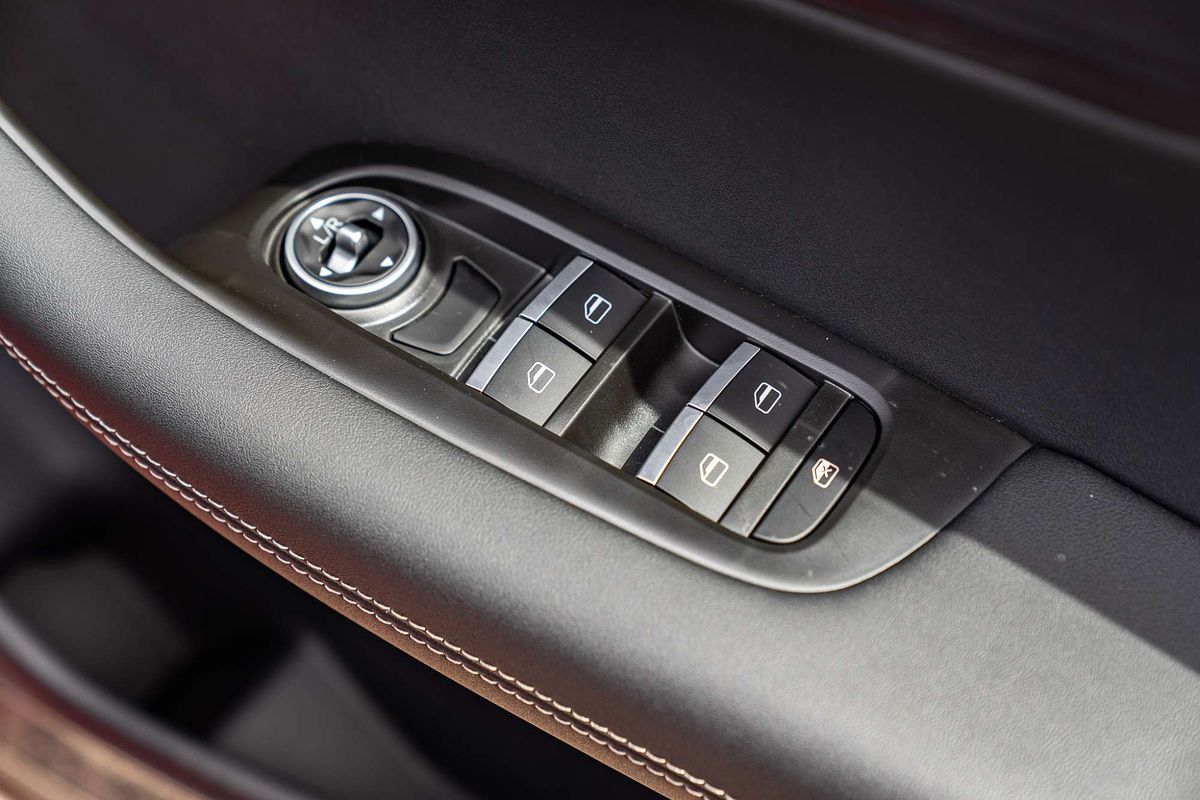 2025 Chery Tiggo 4 Hybrid Urban