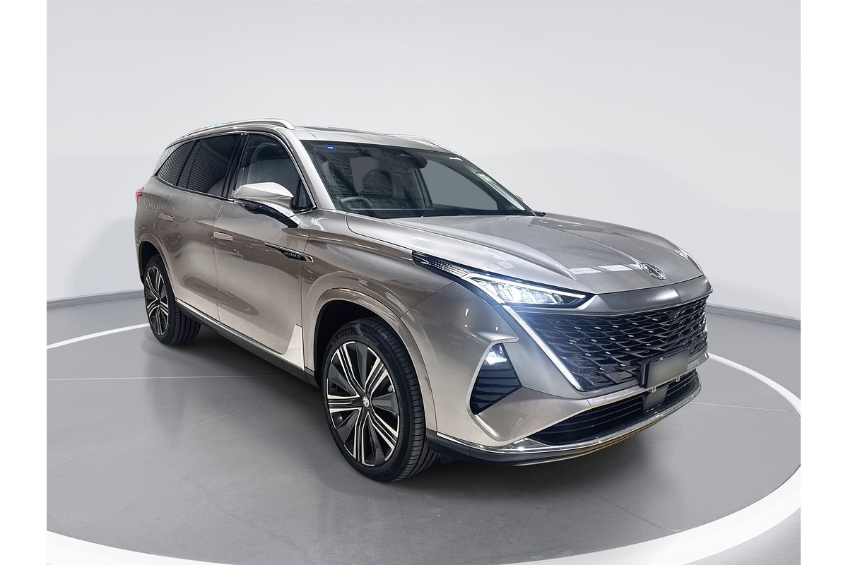 2025 MG QS Essence IS31