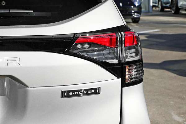 2025 Subaru Forester Hybrid Touring S6