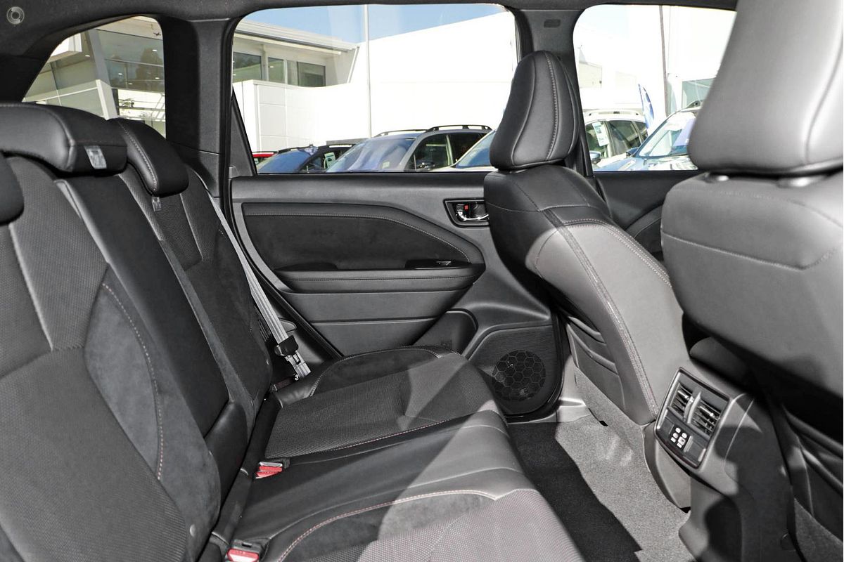 2025 Subaru Forester Hybrid Touring S6