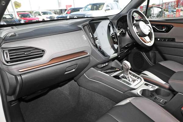 2025 Subaru Forester Hybrid Sport S6