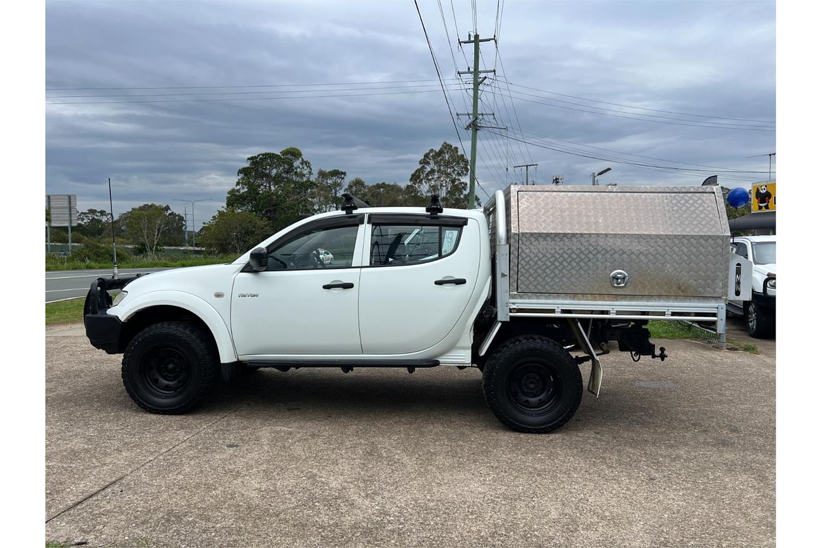 2011 Mitsubishi Triton GLX MN 4X4