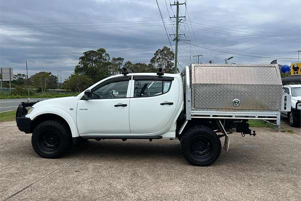 2011 Mitsubishi Triton GLX MN 4X4