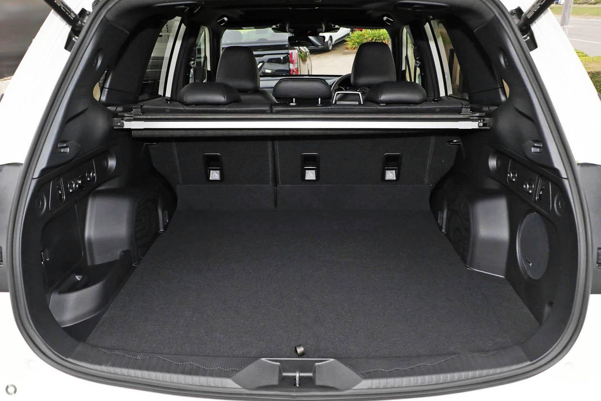 2025 Subaru Forester Hybrid Touring S6