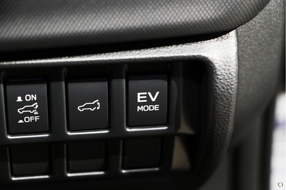 2025 Subaru Forester Hybrid Touring S6