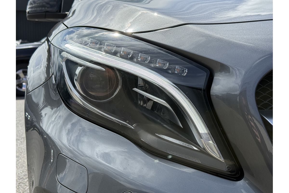 2014 Mercedes-Benz GLA-Class GLA45 AMG X156