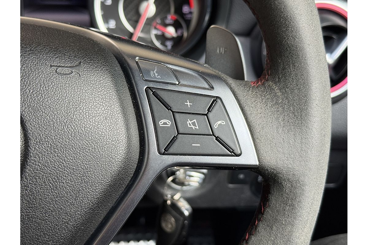 2014 Mercedes-Benz GLA-Class GLA45 AMG X156