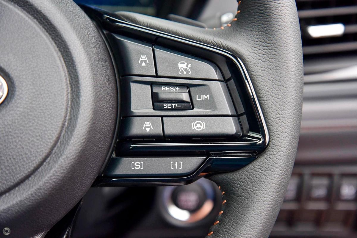 2025 Subaru Forester Hybrid Touring S6