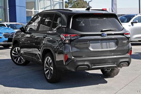 2025 Subaru Forester Hybrid Touring S6