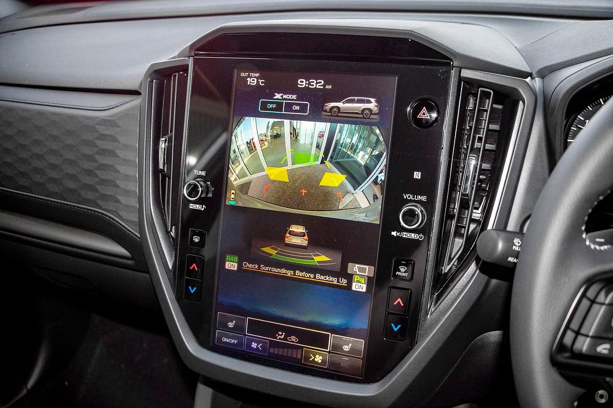 2025 Subaru Forester Premium S6