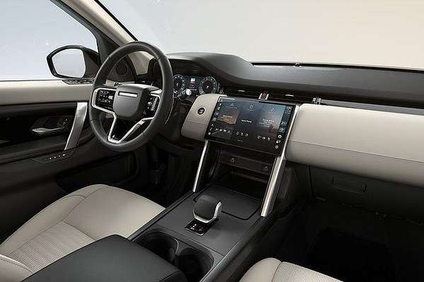 2025 Land Rover Discovery Sport P200 S L550