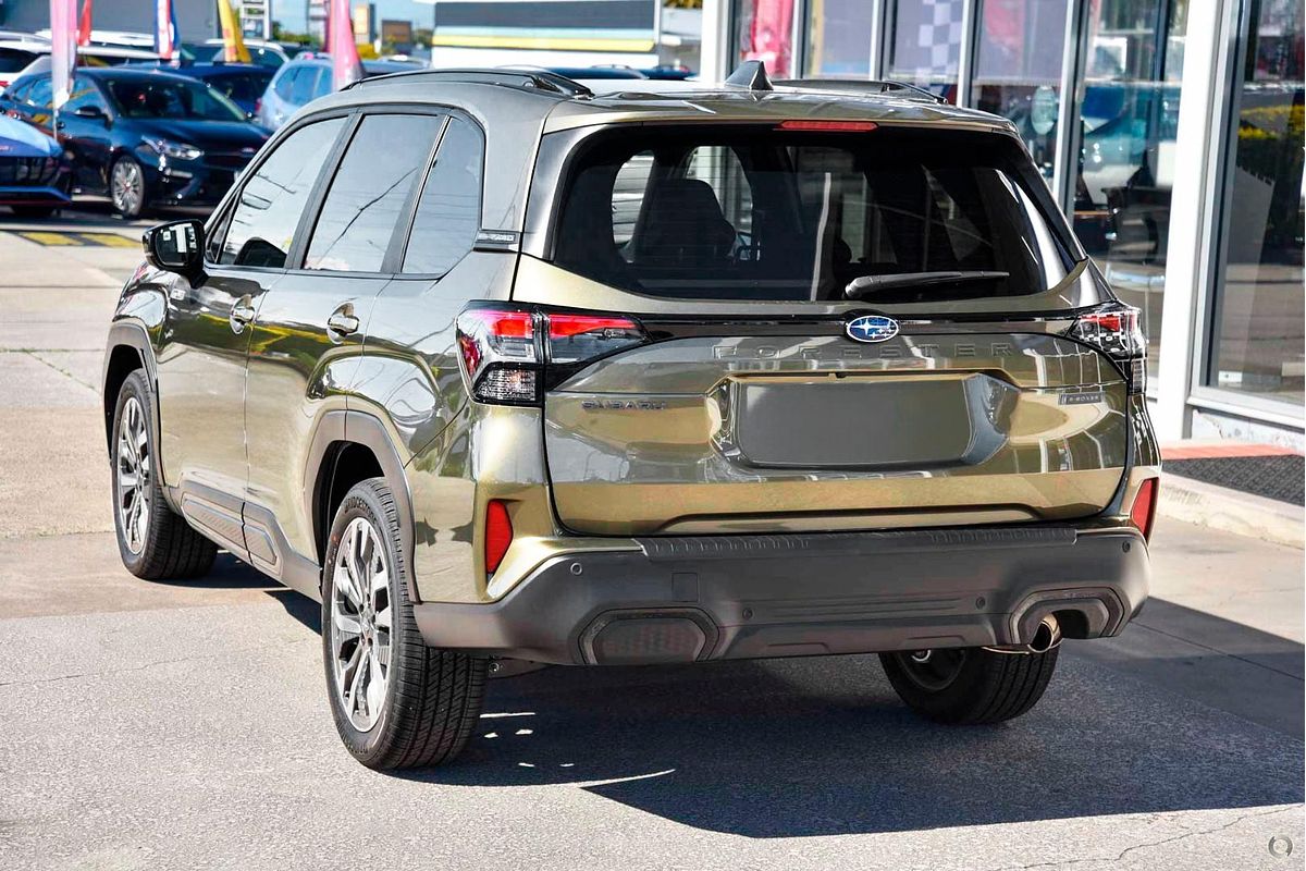 2025 Subaru Forester Hybrid Touring S6