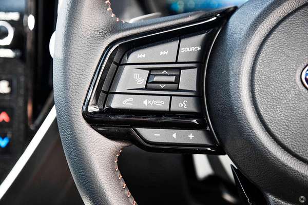 2025 Subaru Forester Hybrid Touring S6