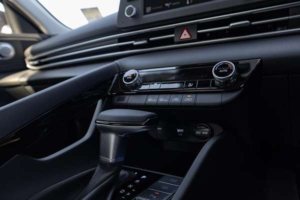 2025 Hyundai i30 Hybrid CN7.V2