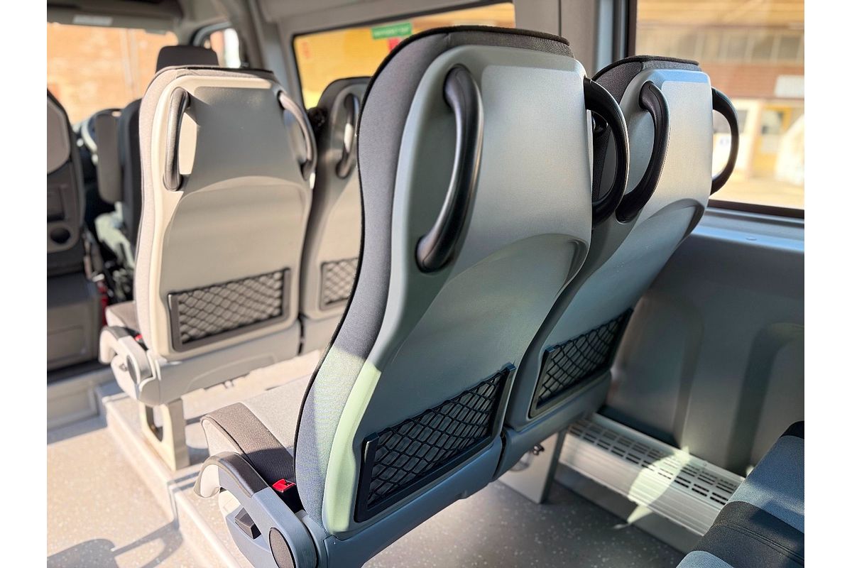 2021 Renault Master Pro 110kW X62 Phase 2 LWB Mid Roof