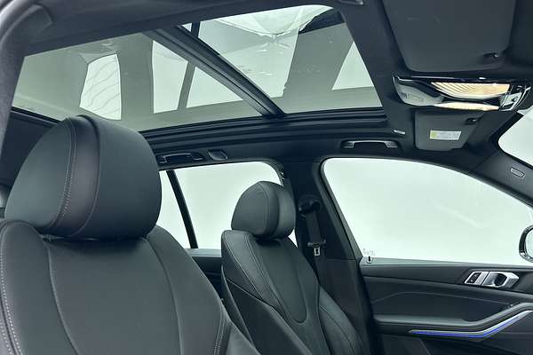 2022 BMW X5 xDrive30d M Sport G05 thumb-17